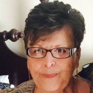 Meet your Posher, Delores